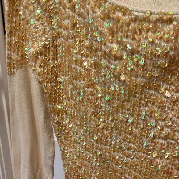 Gold/iridescent sequins knit top.  Twinset.  Size S.  NEVER WORN. - Picture 2 of 5